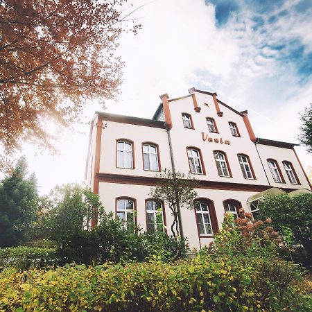 Hotel - Pension Vesta บัดเอลสเตอร์ ภายนอก รูปภาพ