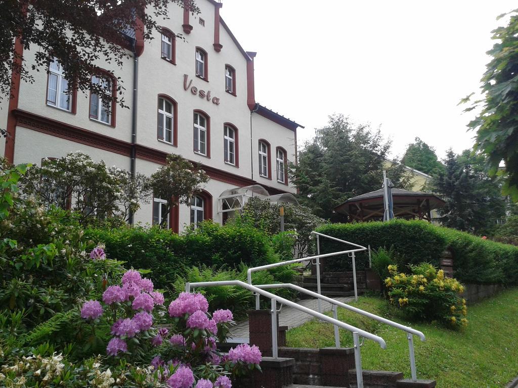 Hotel - Pension Vesta บัดเอลสเตอร์ ภายนอก รูปภาพ